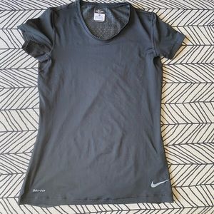 **SOLD** nike training tee